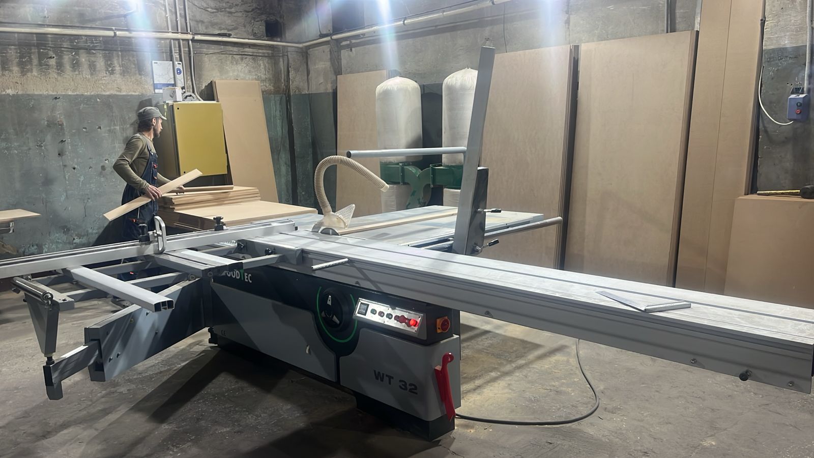 Производство